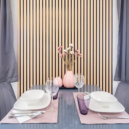 Appartement Cozy At Residential Area - Free Street Parking *